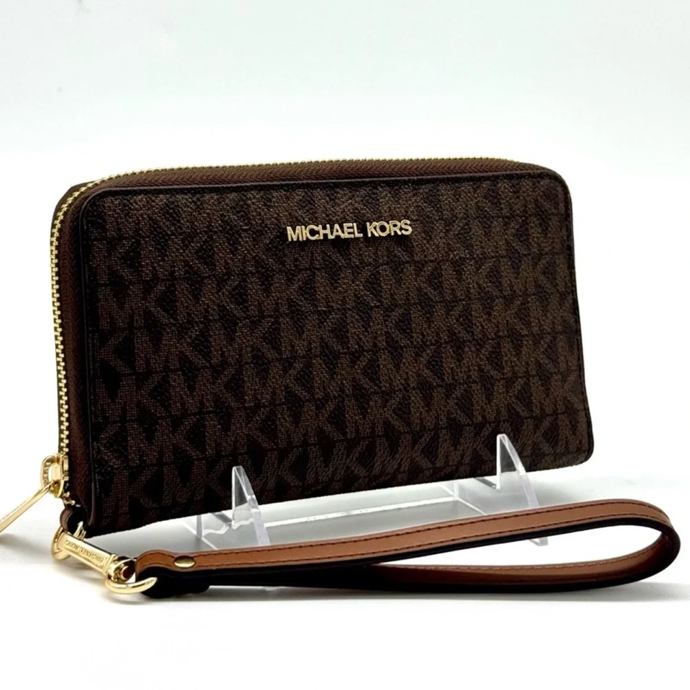 Michael Kors Large Jet Set Travel Flat Phone Case Wallet - Brown Signature